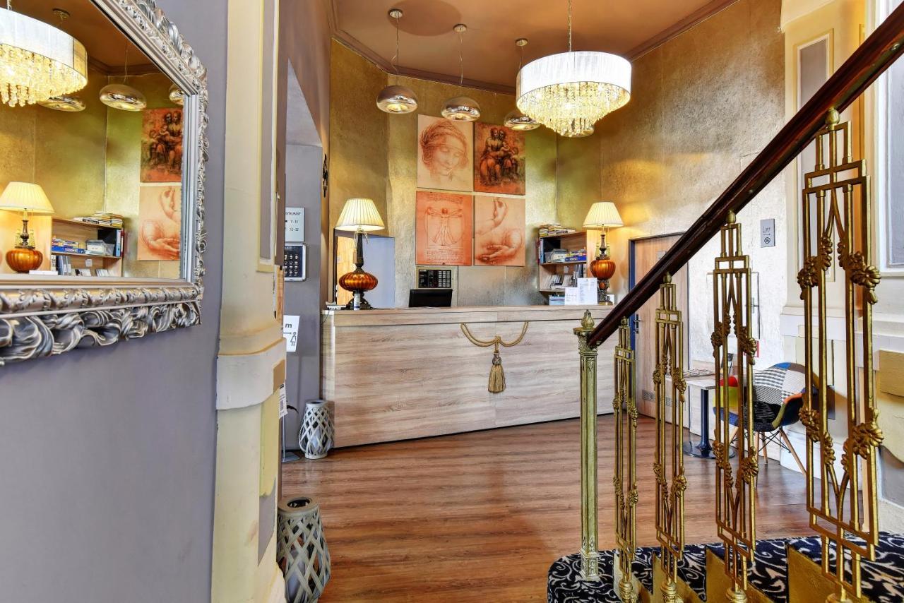 Hotel Davinci Marianske Lazne Bagian luar foto