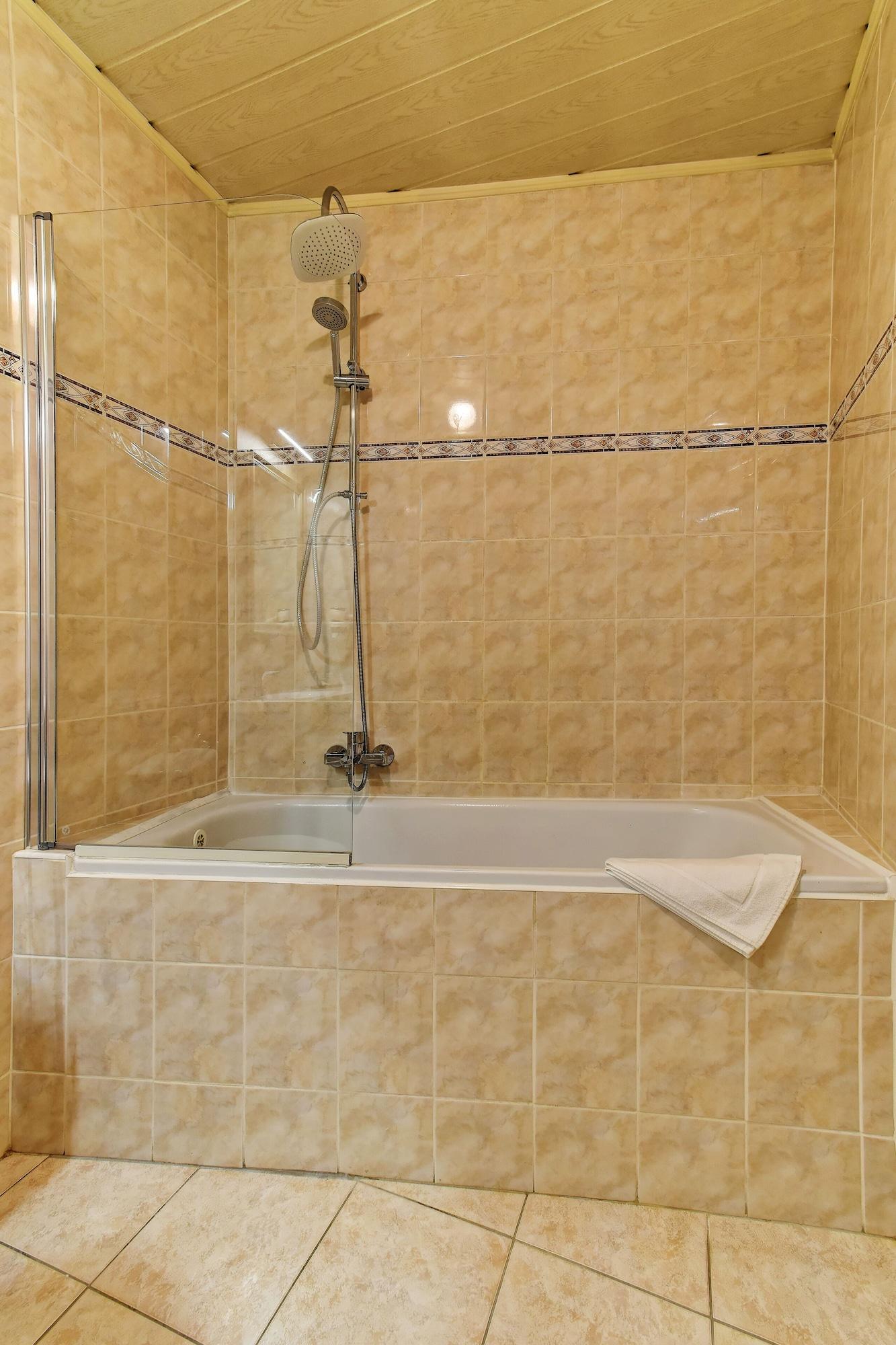 Hotel Davinci Marianske Lazne Bagian luar foto