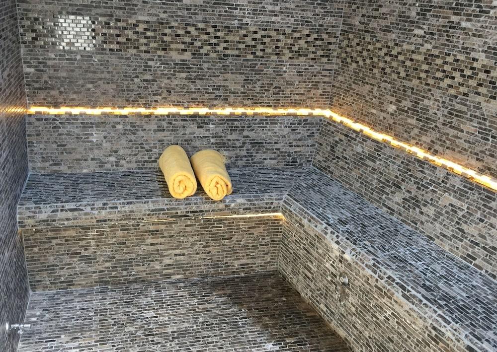 Hotel Davinci Marianske Lazne Bagian luar foto